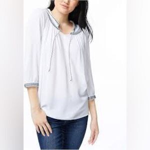 Nautica White and Navy Summer Top size S